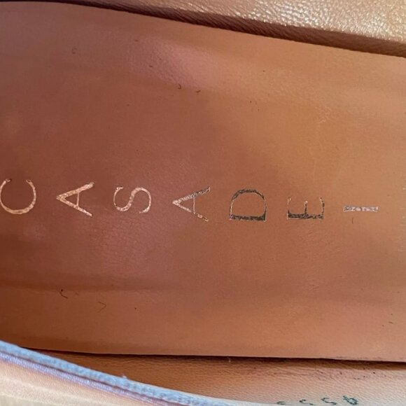 A shoe Marie Antoinette would adore!! Vintage Casadei, 10 - Picture 10 of 13